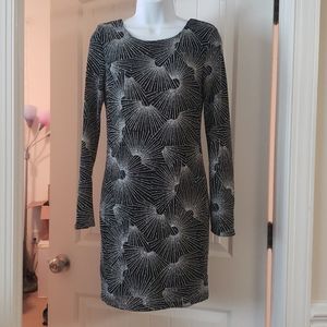 NEW Backless Sparkly Formal Long Sleeve Dress